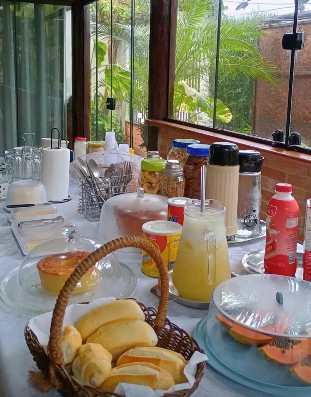 Café da manhã — mesa